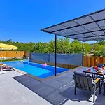 Saribelen Village 2 Bedroom Вилла