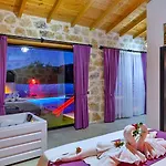 Saribelen Village 2 Bedroom Калкан
