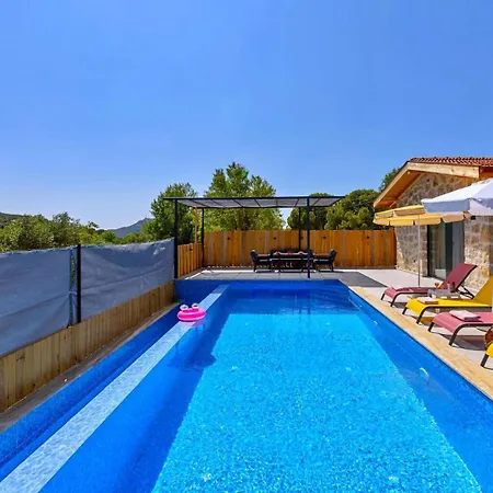 Villa Saribelen Village 2 Bedroom 1696