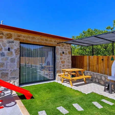 Saribelen Village 2 Bedroom 1696 *